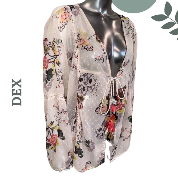 🛍️3/$40 DEX Sheer Floral Open | Tie Front Tassel Top | Boho Romantic Cream | 2X - Picture 3 of 9